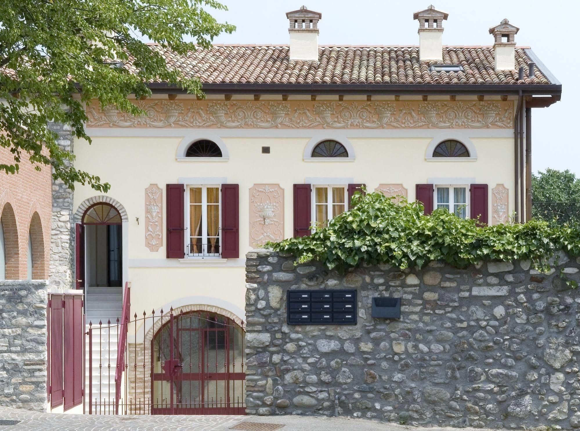 Apart-hotel Barchi - & San Felice del Benaco