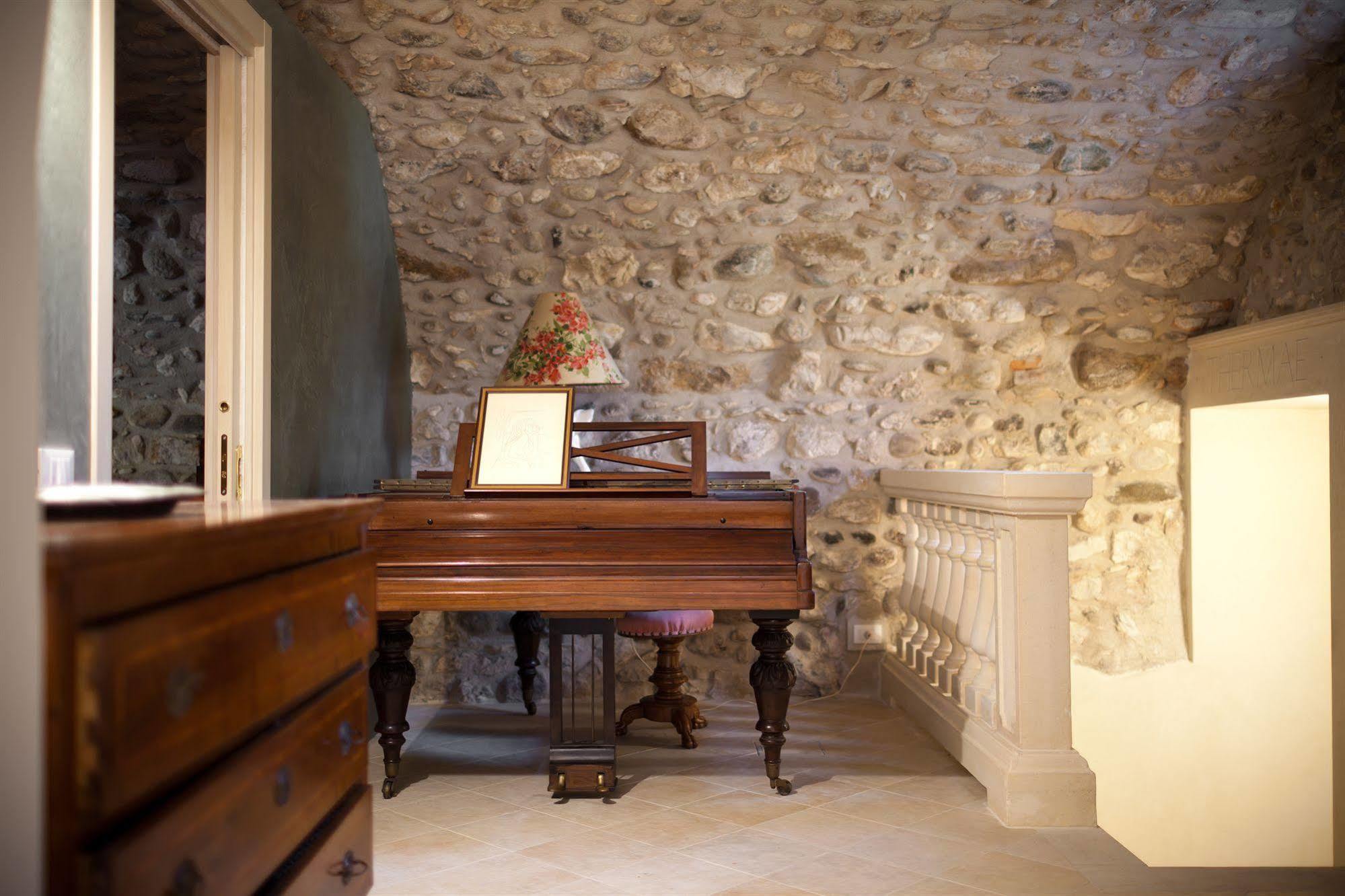Barchi - & Apart-hotel San Felice del Benaco