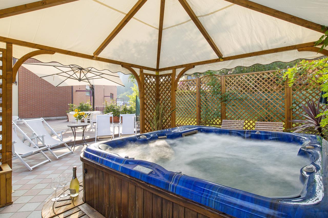 Barchi - & Apartahotel 2*